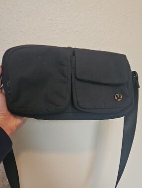 Lululemon Black Compact Messenger Bag with Front Pockets